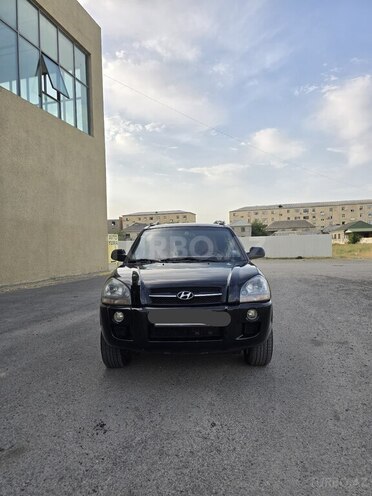 Hyundai Tucson 2007, 251,874 km - 2.0 l - Salyan
