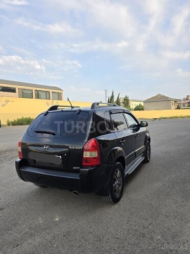 Hyundai Tucson 2007, 251,874 km - 2.0 l - Salyan