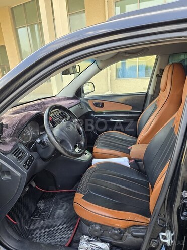 Hyundai Tucson 2007, 251,874 km - 2.0 l - Salyan
