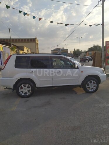 Nissan X-Trail 2002, 285,000 km - 2.0 l - Bakı