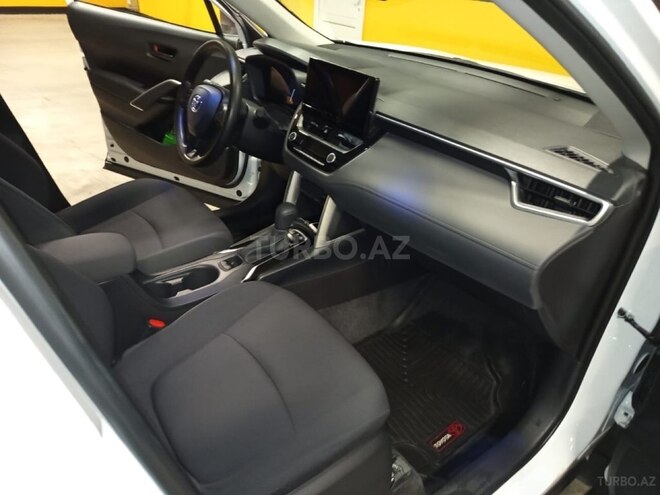 Toyota Corolla Cross 2024, 152,000 km - 2.0 l - Bakı