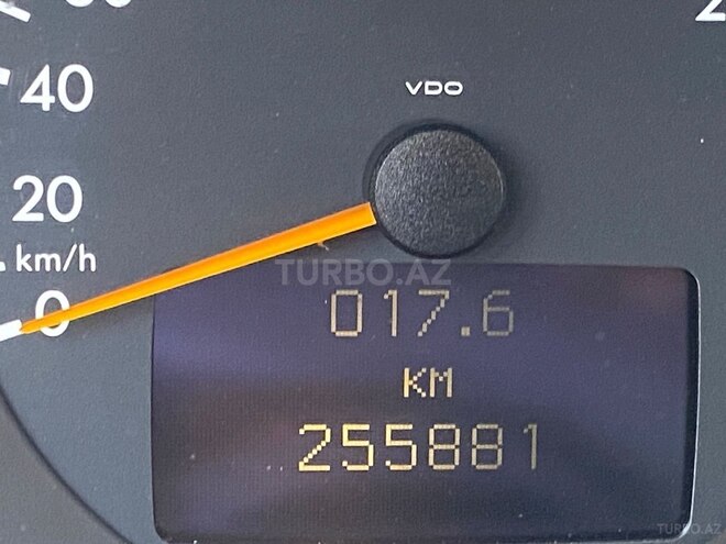 Mercedes E 240 1999, 255,000 km - 2.6 l - Bakı