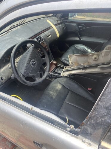 Mercedes E 240 1997, 350,000 km - 2.4 l - Bakı
