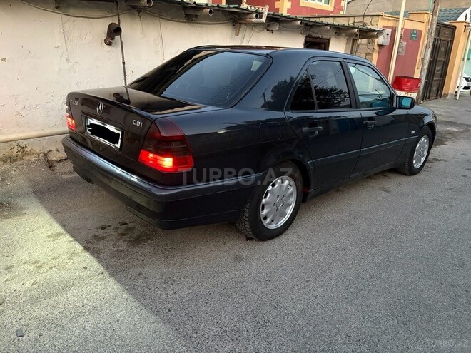 Mercedes C 220 d 1998, 412,121 km - 2.2 l - Bakı
