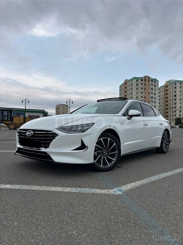 Hyundai Sonata-11