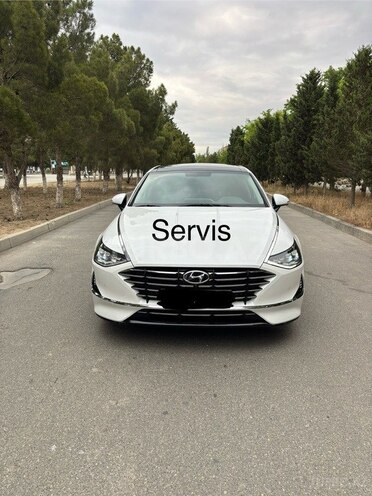 Hyundai Sonata-1