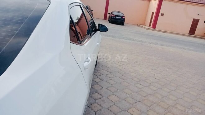 Toyota Corolla 2014, 87,400 km - 1.5 l - Bakı