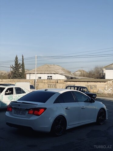 Chevrolet Cruze 2012, 262,000 km - 1.4 l - Salyan