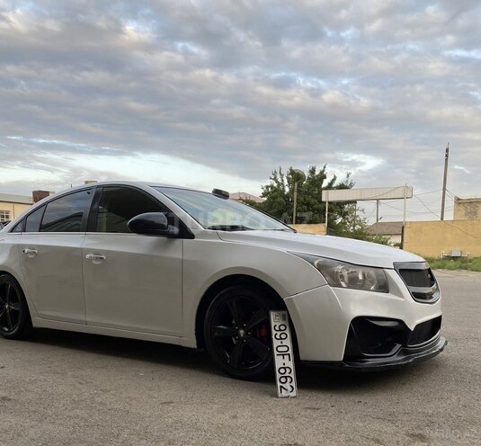 Chevrolet Cruze 2012, 262,000 km - 1.4 l - Salyan