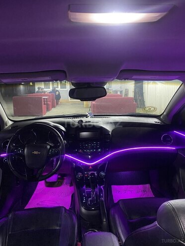 Chevrolet Cruze 2012, 262,000 km - 1.4 l - Salyan