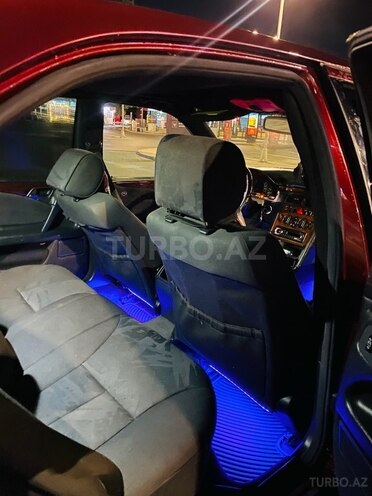 Mercedes E 200 1999, 317,000 km - 2.0 l - Bakı