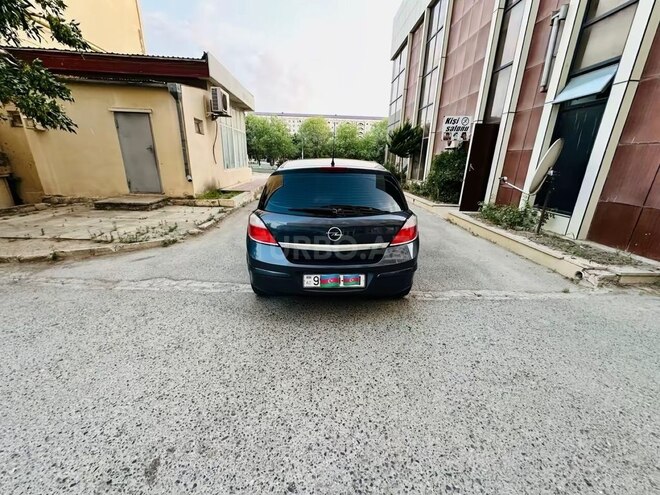 Opel Astra 2009, 288,000 km - 1.4 l - Bakı