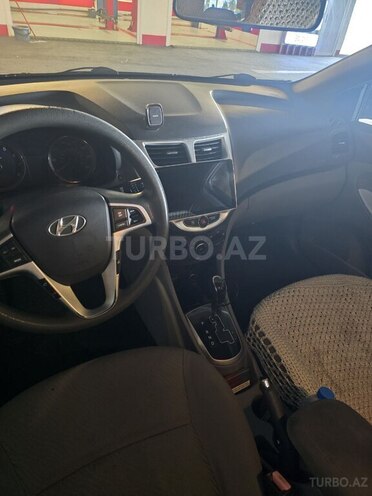 Hyundai Accent 2011, 179,200 km - 1.6 l - Bakı