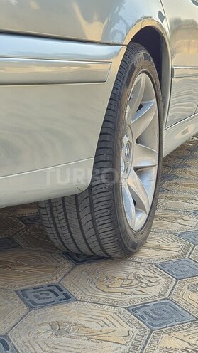 BMW 520 2001, 200,000 km - 2.2 l - Gəncə