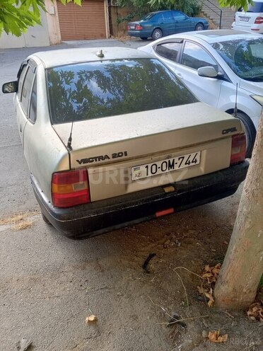 Opel Vectra 1992, 496,000 km - 2.0 l - Bakı