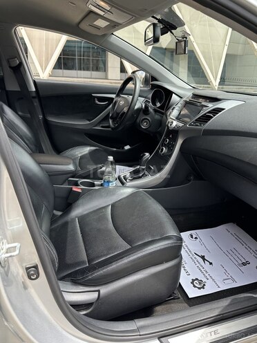 Hyundai Avante 2014, 205,550 km - 1.6 l - Bakı