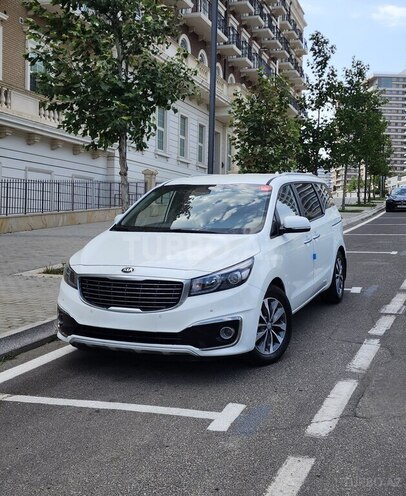 Kia Carnival 2016, 240,000 km - 2.2 l - Bakı