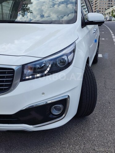 Kia Carnival 2016, 240,000 km - 2.2 l - Bakı