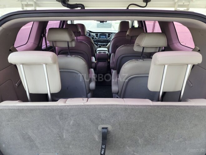 Kia Carnival 2016, 240,000 km - 2.2 l - Bakı