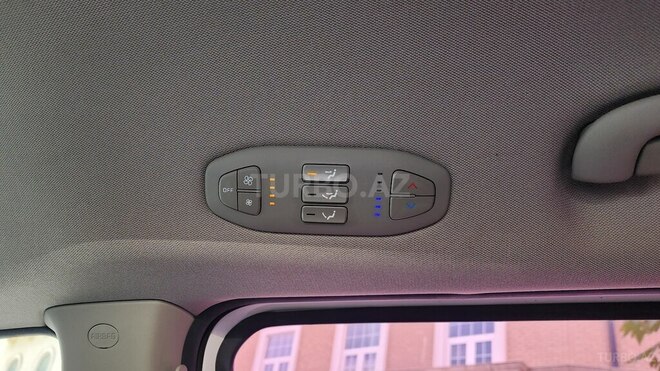 Kia Carnival 2016, 240,000 km - 2.2 l - Bakı