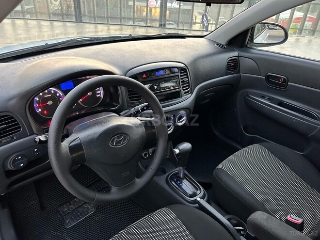 Hyundai Accent 2009, 280,000 km - 1.4 l - Bakı