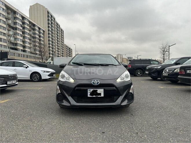 Toyota Aqua 2015, 145,000 km - 1.5 l - Bakı