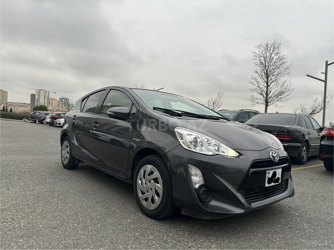 Toyota Aqua 2015, 145,000 km - 1.5 l - Bakı
