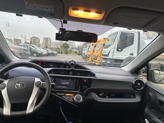 Toyota Aqua 2015, 145,000 km - 1.5 l - Bakı