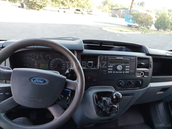 Ford Transit 2008, 178,000 km - 2.4 l - Qəbələ