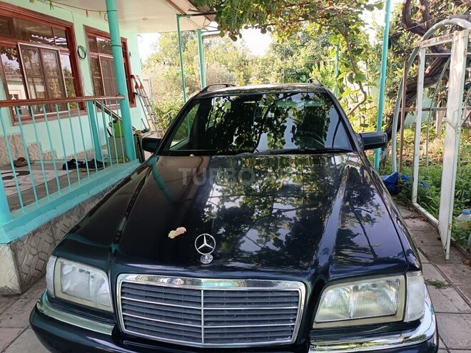 Mercedes C 180 2000, 284,433 km - 2.0 l - Xaçmaz