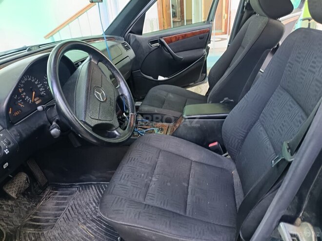 Mercedes C 180 2000, 284,433 km - 2.0 l - Xaçmaz