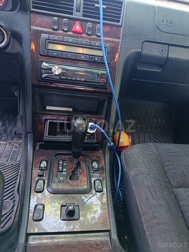 Mercedes C 180 2000, 284,433 km - 2.0 l - Xaçmaz