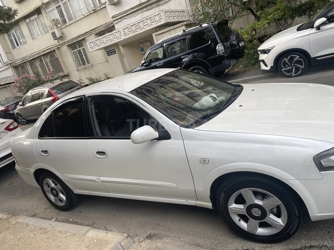 Nissan Sunny 2011, 440,000 km - 1.6 л - Bakı