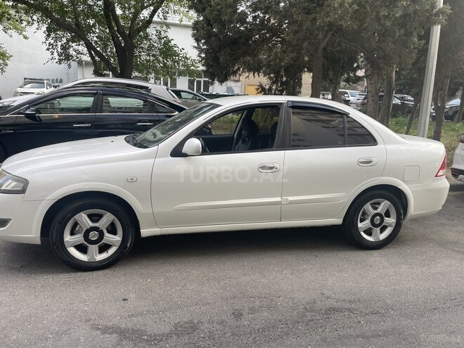 Nissan Sunny 2011, 440,000 km - 1.6 л - Bakı