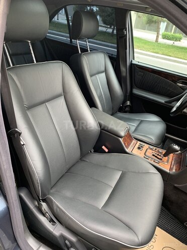 Mercedes E 320 2000, 470,000 km - 3.2 l - Bakı