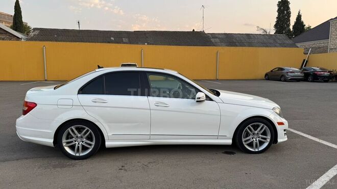 Mercedes C 250 2014, 175,000 km - 1.8 л - Gəncə