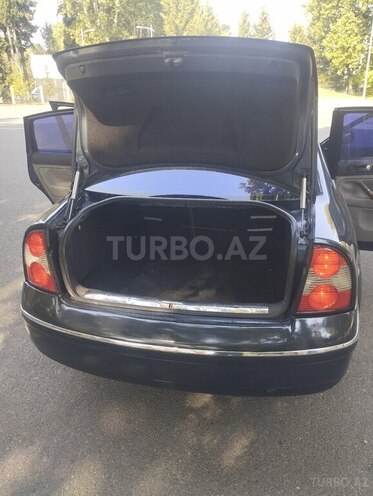 Volkswagen Passat 2003, 259,210 km - 1.8 l - Mingəçevir