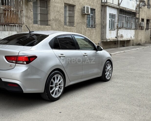 Kia Rio 2018, 74,450 km - 1.6 l - Bakı