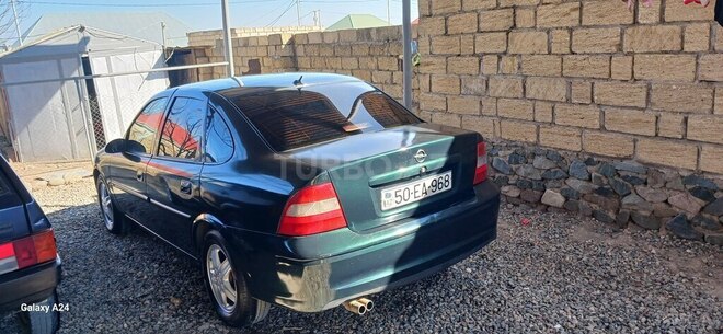 Opel Vectra 1998, 560,000 km - 2.0 l - Gəncə