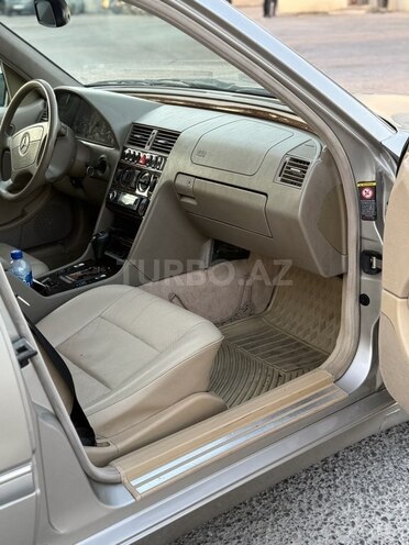 Mercedes C 230 1999, 301,231 km - 2.3 l - Bakı