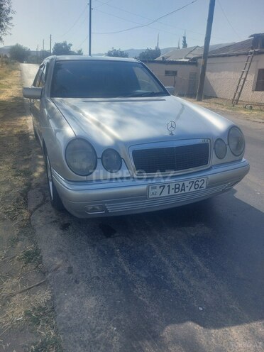 Mercedes E 280 1997, 459,762 km - 2.8 l - Naxçıvan
