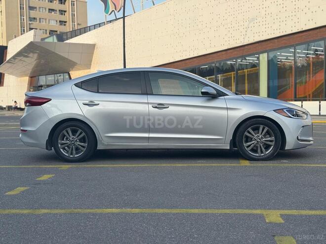 Hyundai Elantra 2018, 188,293 km - 2.0 l - Bakı