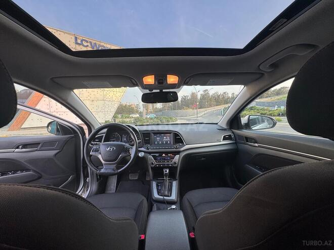 Hyundai Elantra 2018, 188,293 km - 2.0 l - Bakı