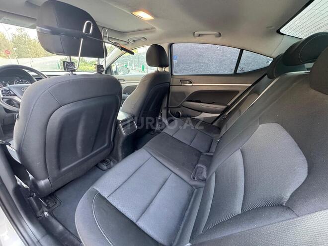 Hyundai Elantra 2018, 188,293 km - 2.0 l - Bakı