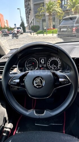 Skoda Kamiq 2023, 52,000 km - 1.6 л - Bakı