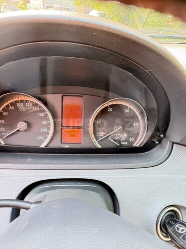 Mercedes Vito 115 2010, 232,000 km - 2.1 л - Bakı