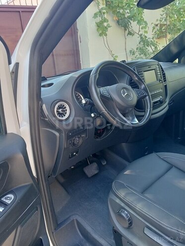 Mercedes Vito 114 2018, 183,500 km - 2.2 l - Bakı