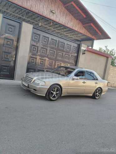 Mercedes C 230 1997, 561,228 km - 2.3 л - Sabirabad