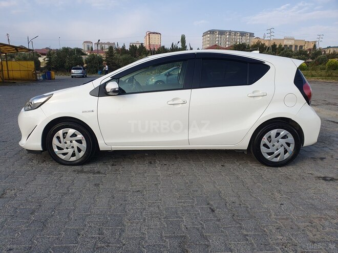 Toyota Aqua 2017, 106,000 km - 1.5 l - Bakı