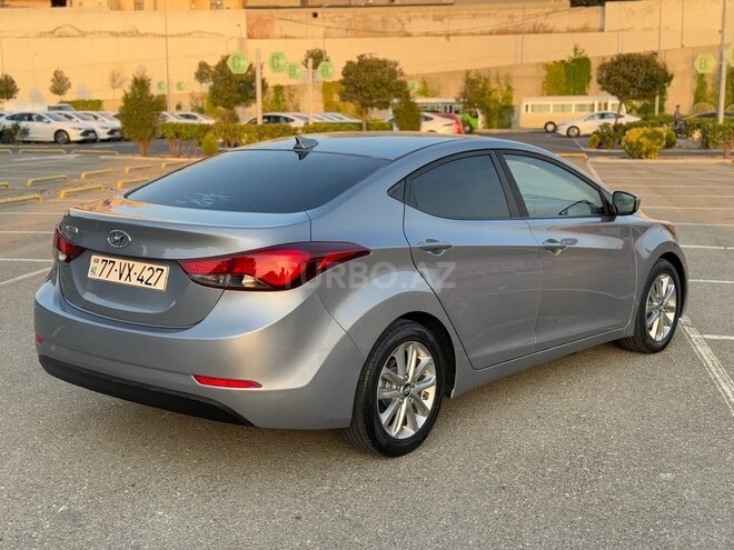 Hyundai Elantra 2015, 121,800 km - 1.8 l - Bakı